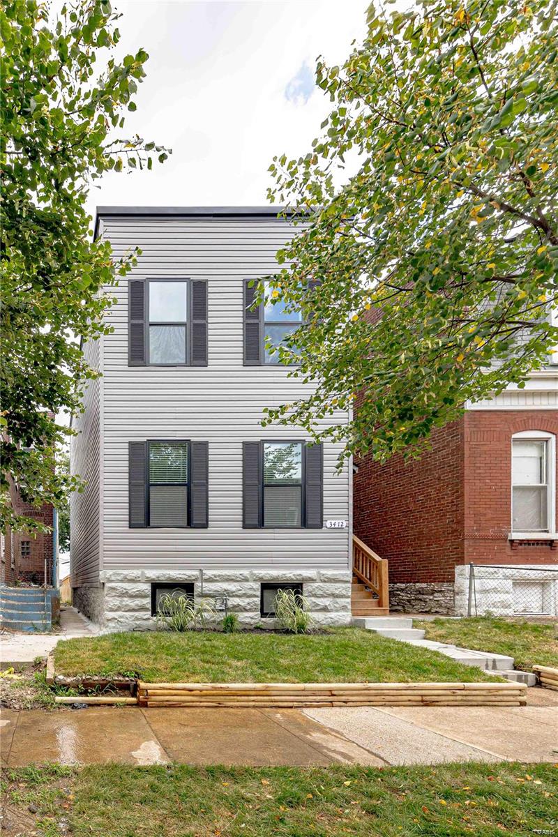 Oregon Ave, Saint Louis, MO 63118