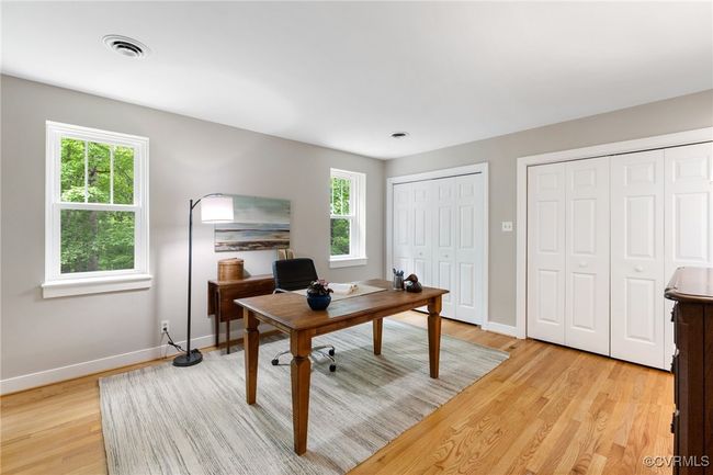 Bedroom 4 w/ private bath and 2 closets | Image 31