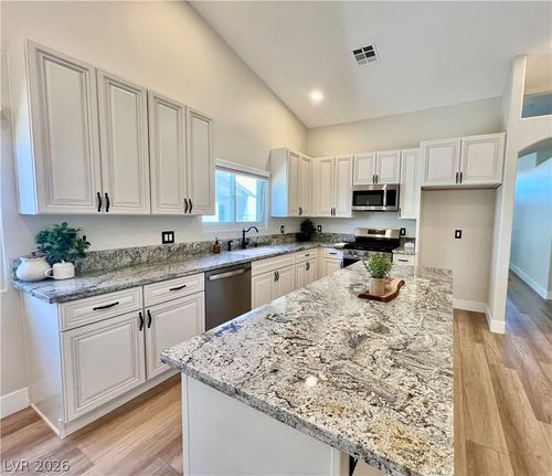 889 Cozy Valley Street Street, Henderson, NV, 89015 | Card Image