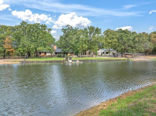 407 Vz County Road 1711, Grand Saline, TX, 75140-3927 | Card Image