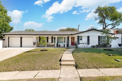 311 Redcliff Dr, San Antonio, TX, 78216-6419 | Card Image