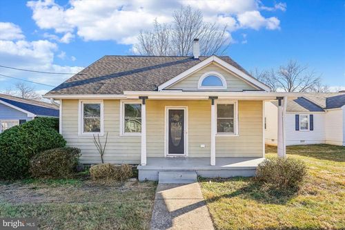 104 Pershing Ave Nw, LEESBURG, VA, 20176-2034 | Card Image