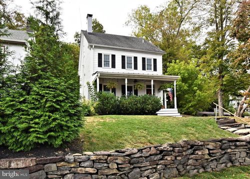 4934 River Rd, NEW HOPE, PA, 18938-8701 | Card Image