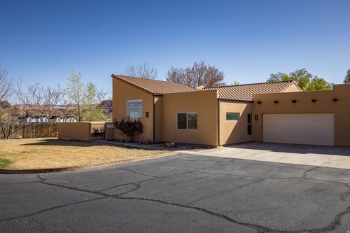 w4-3686 Spanish Valley Dr, Moab, UT, 84532-3693 | Card Image