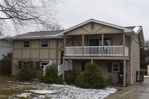 6731 Amsel Ave Ne, Canton, OH, 44721-2606 | Card Image