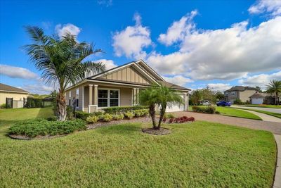 25 Country Club Harbor Circle, House other with 3 bedrooms, 2 bathrooms and null parking in Palm Coast FL | Image 2