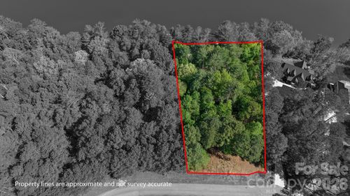 105 Beacon Ridge Dr, Connelly Springs, NC, 28612-8134 | Card Image