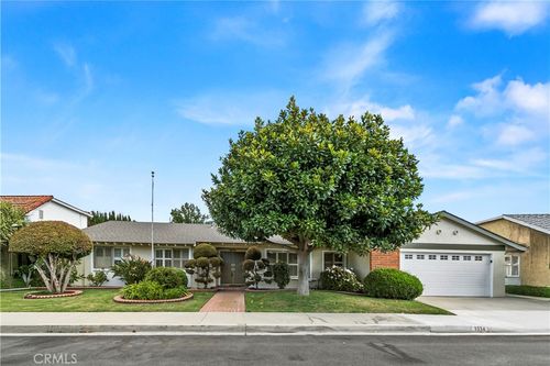3334 De Forest Ave, Long Beach, CA, 90806-1258 | Card Image