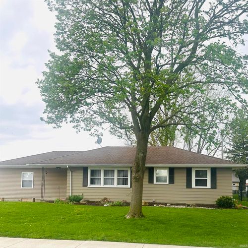 4025 Carl St, Woodburn, IN, 46797-9000 | Card Image