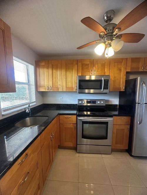 apt-310-8400 Sunrise Lakes Blvd, Sunrise, FL, 33322-1581 | Card Image