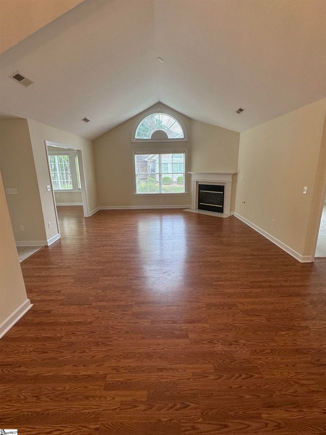 176 Grinders Cir, Condo with 2 bedrooms, 2 bathrooms and 2 parking in Greer SC | Image 5