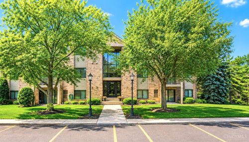 7645 Montgomery Rd, Cincinnati, OH, 45236 | Card Image