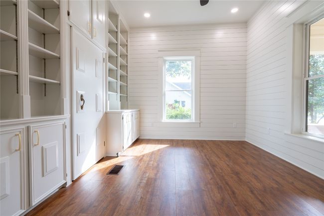 1605 S Main St, House other with 3 bedrooms, 4 bathrooms and 5 parking in Georgetown TX | Image 29