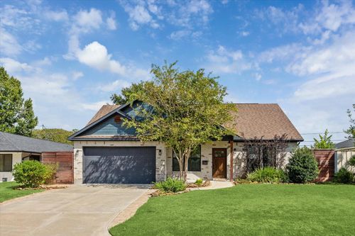 1826 Watercrest Dr, Houston, TX, 77008-1241 | Card Image