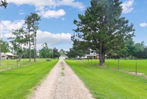 4848 Wickwillow Ln, Alvin, TX, 77511-0460 | Card Image