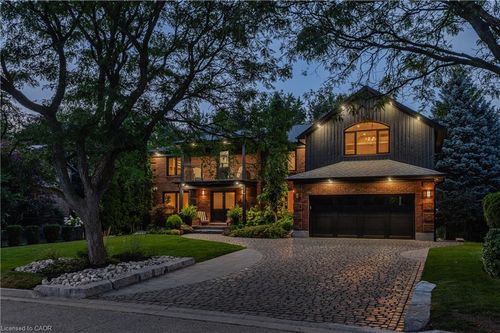50 Roehampton Crt, Kitchener, ON, N2A3L1 | Card Image
