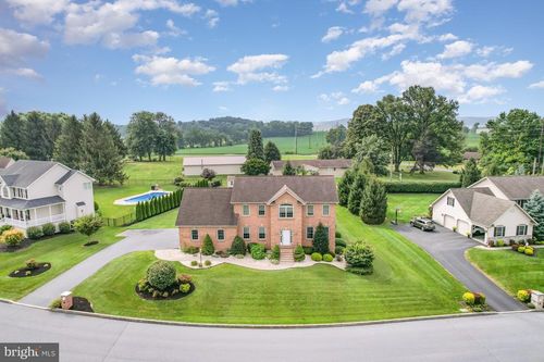 408 Clays Xing, Lebanon, PA, 17042-9228 | Card Image