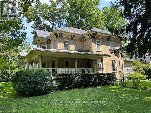 32 Bayfield Terr, Bayfield, ON, N0M1G0 | Card Image