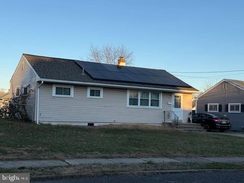 207 Bailey Ave, MAPLE SHADE, NJ, 08052-1701 | Card Image