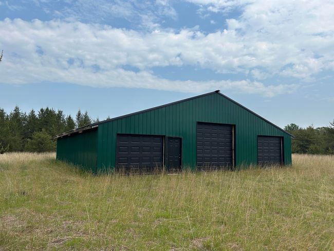 2132 E 56 Th St, Home with 0 bedrooms, 0 bathrooms and null parking in Chase MI | Image 8