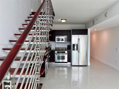 2003 - 41 Se 5th St, Condo with 1 bedrooms, 1 bathrooms and null parking in Miami FL | Image 3