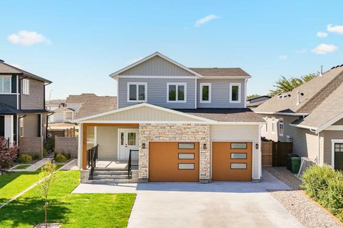 2135 Cottonwood Drive, Coaldale, AB, T1M0A6 | Card Image