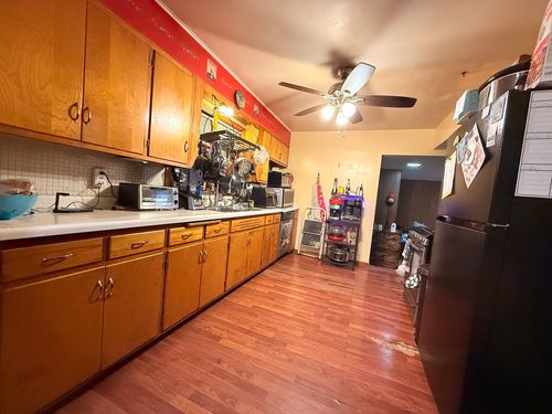 18035 Oakley Ave, Lansing, IL, 60438-2132 | Card Image