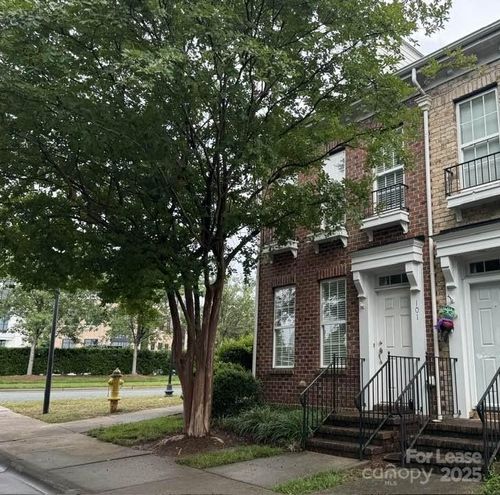 75-101 Quarter Ln, Mooresville, NC, 28117-6926 | Card Image