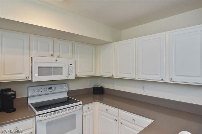 215 - 4113 Residence Drive, Condo with 3 bedrooms, 2 bathrooms and null parking in Fort Myers FL | Image 24