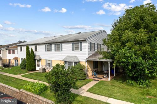 1709 Whitpain Hls, BLUE BELL, PA, 19422-1365 | Card Image