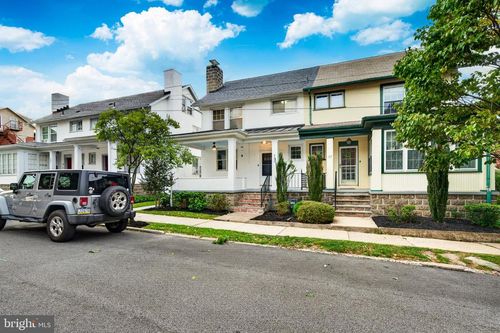 125 Linden St, WEST CHESTER, PA, 19382-3737 | Card Image
