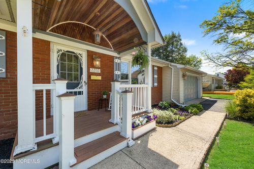 2202 Beach Blvd, Point Pleasant Boro, NJ, 08742-4903 | Card Image