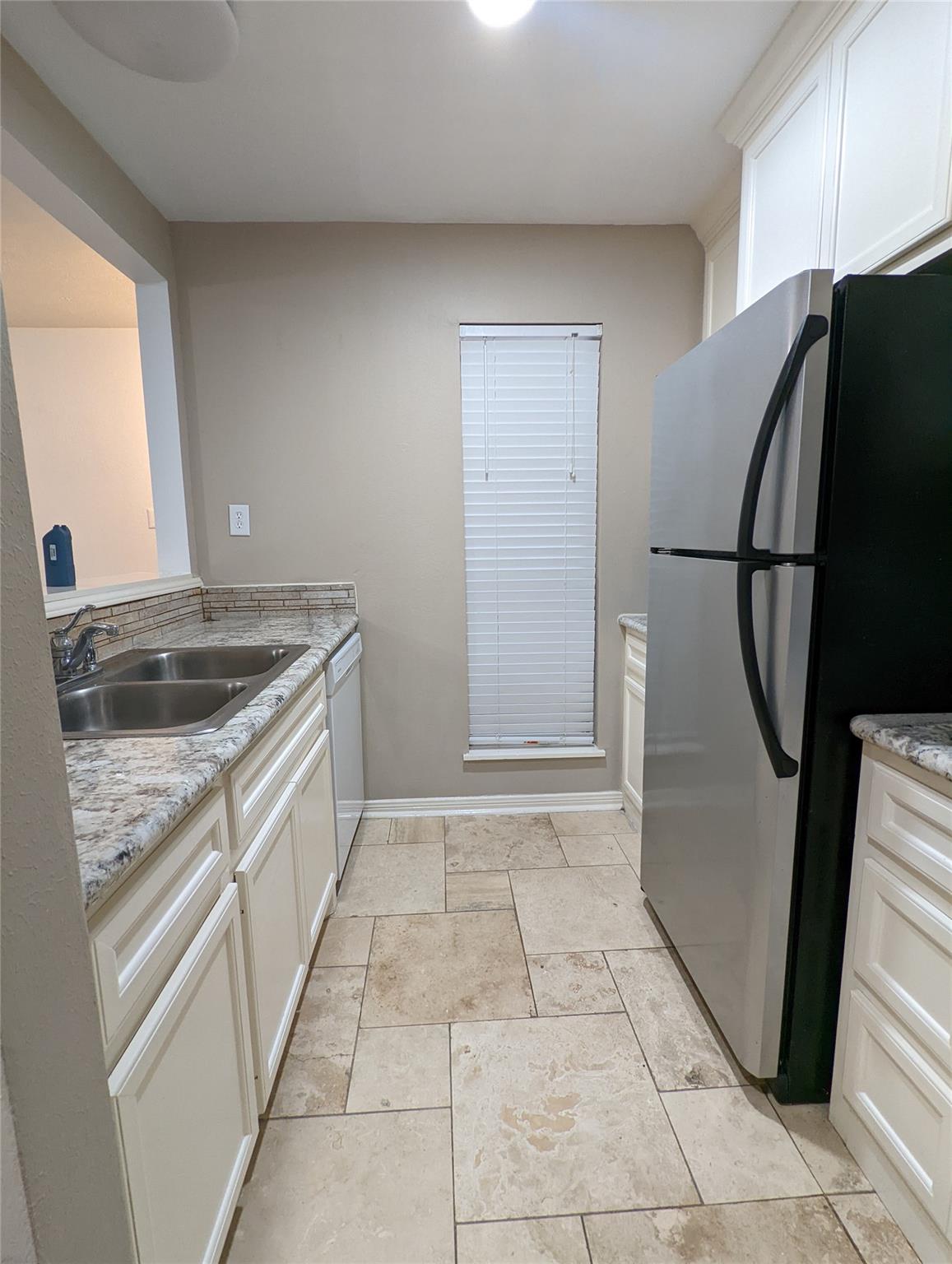 Residential Lease in Spring 5