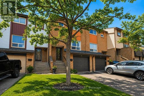 43-1221 Dundix Rd, Mississauga, ON, L4Y3Y9 | Card Image