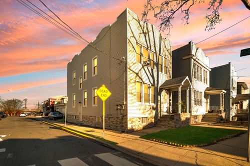 16 E Bidwell Ave, Jersey City, NJ, 07305-4217 | Card Image