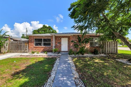 3910 Merrill Avenue, West Palm Beach, FL, 33405 | Card Image