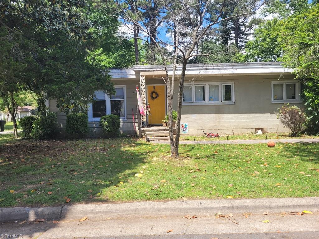 Bradley St, Greensboro, NC 27406