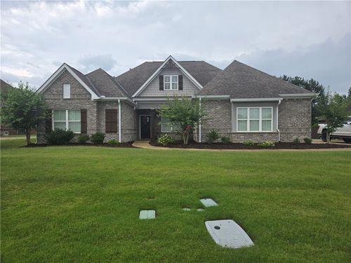 739 Towne Lake Pkwy, OPELIKA, AL, 36804-3225 | Card Image