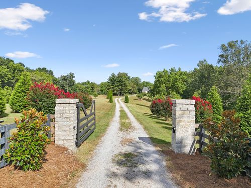 1901 Sugar Ridge Rd, Spring Hill, TN, 37174-2321 | Card Image