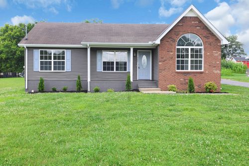 307 Shadow Dr, Shelbyville, TN, 37160-2513 | Card Image