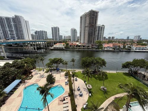 907-19390 Collins Ave, Sunny Isles Beach, FL, 33160-2200 | Card Image