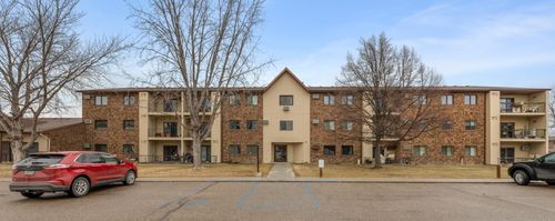 11-1424 14th St E, West Fargo, ND, 58078-3447 | Card Image