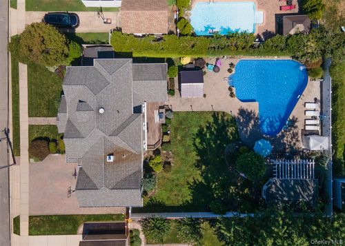 74 Broadway, Bethpage, NY, 11714-4902 | Card Image