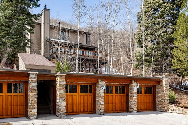 120 - 1433 Crescent Rd, Condo with 2 bedrooms, 3 bathrooms and 1 parking in Park City UT | Image 33