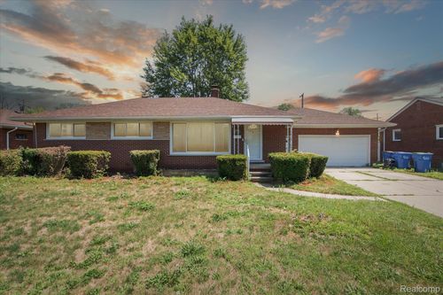 24156 Hill Ave, Warren, MI, 48091-1753 | Card Image
