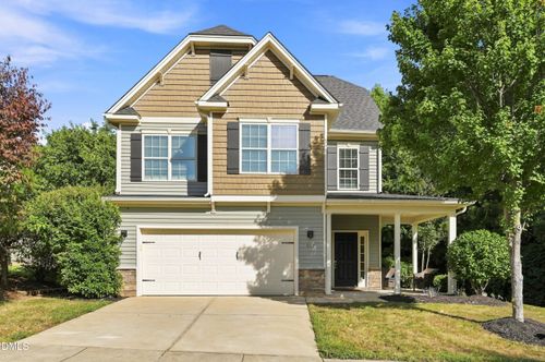 864 Red Oak Tree Dr, Fuquay Varina, NC, 27526-4968 | Card Image
