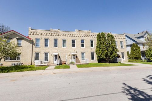 224 Margaret St, Watertown, WI, 53098 | Card Image
