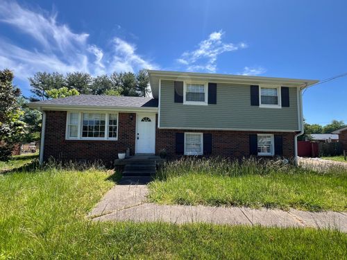 307 Dale Ter, Clarksville, TN, 37042-3744 | Card Image