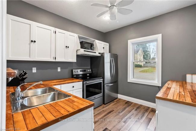 53 Robertson St, House other with 3 bedrooms, 1 bathrooms and 3 parking in Harriston ON | Image 9