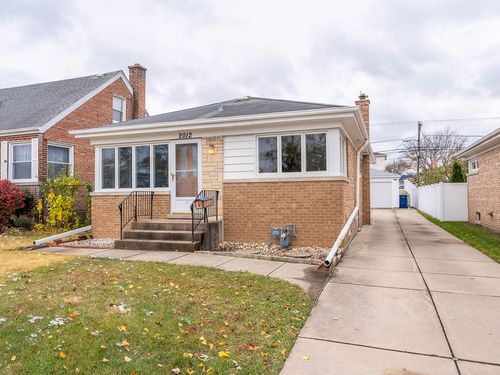 2012 N Taft Ave, Berkeley, IL, 60163-1561 | Card Image